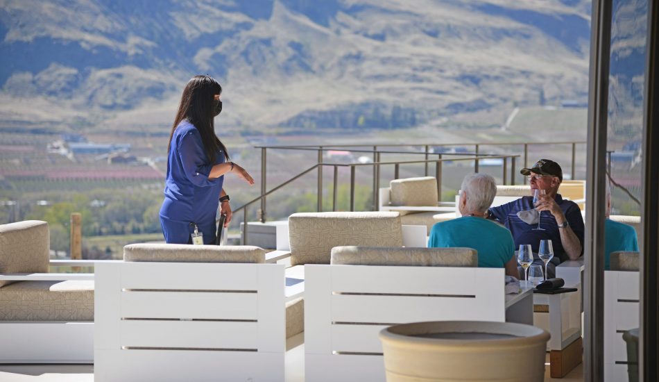 Phantom Cr Patio Tasting VQ2_1469 Phantom Cr Patio Tasting VQ2_1469